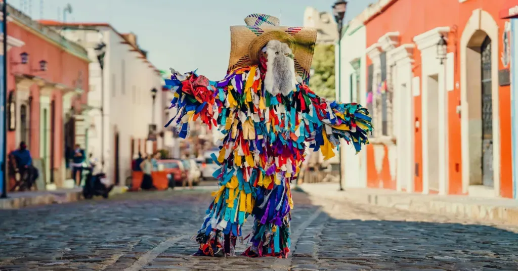Celebración festiva en la Región Costa de Oaxaca