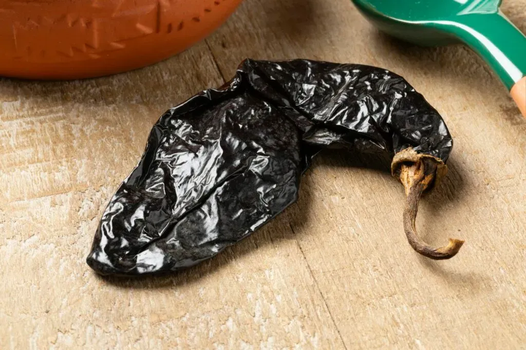 Chile pasilla seco, el alma ahumada de la gastronomía oaxaqueña